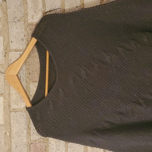 Womens's Charcoal Grey Knit Shall. One size. - Picture 4 of 4